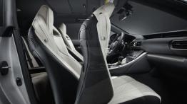 Lexus RC F (2015) - fotel pasażera, widok z przodu