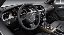 Audi A4 Allroad Facelifting - pełny panel przedni