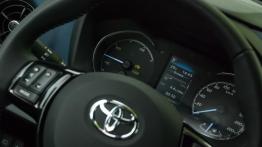 Toyota Yaris Hybrid – hybrydowy zawrót głowy
