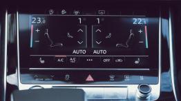 Audi Q8 50 TDI 286 KM - galeria redakcyjna (2) - inny element panelu przedniego