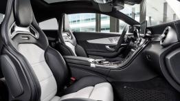 Mercedes-AMG C63 Coupe (2016) - widok ogólny wnętrza z przodu