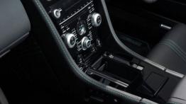 Aston Martin V8 Vantage S Volante - konsola środkowa