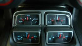 Chevrolet Camaro V Coupe 6.2L V8 405KM - galeria redakcyjna - inny element panelu przedniego