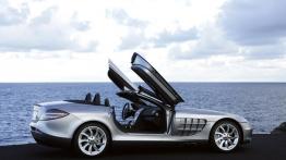 Mercedes SLR Roadster - prawy bok