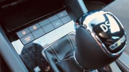 Skoda Octavia RS 245 - galeria redakcyjna - d?wignia zmiany biegów