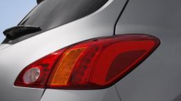 Nissan Murano 2008 - prawy tylny reflektor - wyłączony