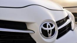 Toyota Verso Facelifting - logo