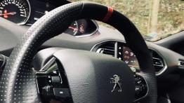 Peugeot 308 GTi - galeria redakcyjna - kierownica