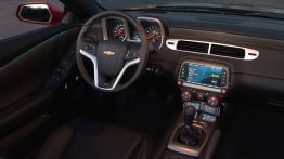 Chevrolet Camaro V Cabrio Facelifting (2014) - kokpit