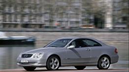 Mercedes Klasa CLK Coupe - widok z przodu
