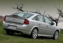 Opel Vectra C Hatchback 1.8 ECOTEC 122KM 90kW 2002-2005 - Oceń swoje auto