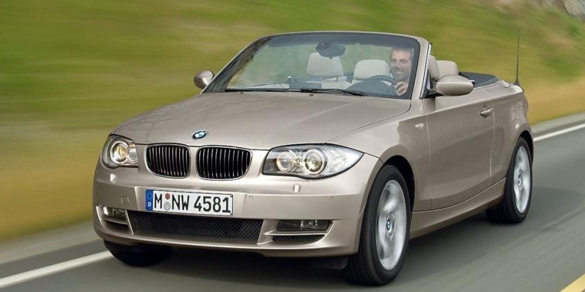 BMW Seria 1 E88 2007