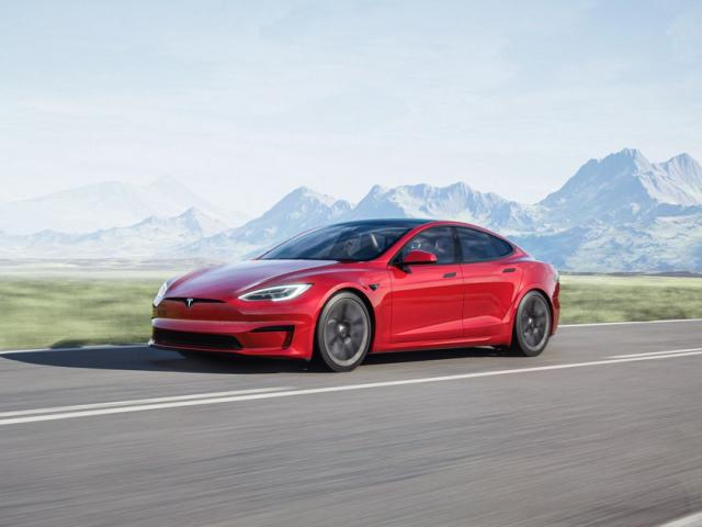Tesla Model S Couple Facelifting 2021
