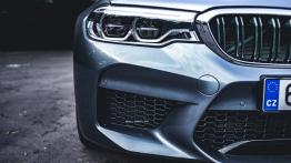 BMW M5 4.4 V8 600 KM - galeria redakcyjna - prawy przedni reflektor - wy??czony