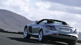 Mercedes SLR Roadster - widok z tyłu