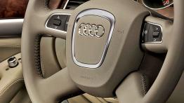 Audi A8 2007 - kierownica