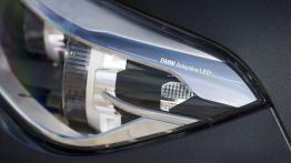 BMW 120d xDrive F20 Facelifting (2015) - lewy przedni reflektor - wyłączony