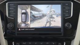 Volkswagen Passat B8 Variant (2015) - ekran systemu multimedialnego