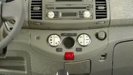 Nissan Micra - konsola środkowa