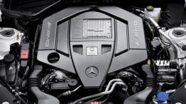 Mercedes SLK 55 AMG 2012 - silnik