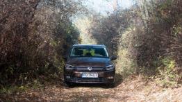 Volkswagen Touran 2.0 TDI 150 KM (nadwozie cz.2) - galeria redakcyjna - widok z przodu
