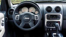 Jeep Liberty - kokpit