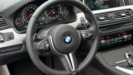 BMW M5 F10 Facelifting (2014) - kierownica