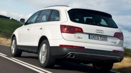 Audi Q7 2009 - widok z tyłu