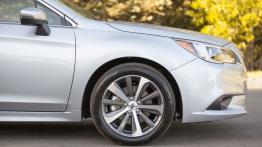 Subaru Legacy VI (2015) - prawe przednie nadkole
