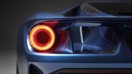 Ford GT II (2017) - lewy tylny reflektor - włączony