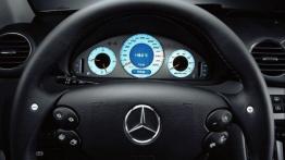 Mercedes Klasa CLK Coupe - deska rozdzielcza