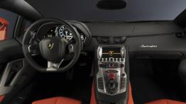 Lamborghini Aventador LP700-4 - pełny panel przedni