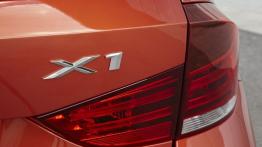 BMW X1 Facelifting - prezentacja w Monachium - prawy tylny reflektor - wyłączony