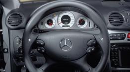 Mercedes Klasa CLK Coupe - kokpit