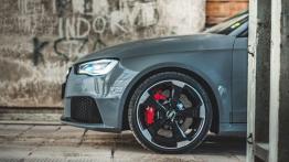 Audi RS3 - galeria redakcyjna - lewe przednie nadkole