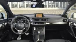 Lexus CT 200h Facelifting (2014) - pełny panel przedni