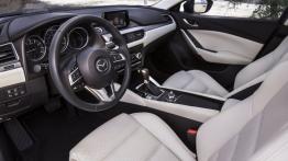 Mazda 6 III sedan Facelifting (2016) - widok ogólny wnętrza z przodu