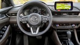 Nie oceniaj po okładce – nowa Mazda 6