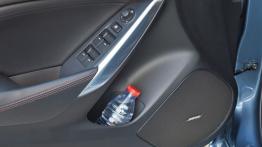 Mazda 6 (2013) kombi - schowek w drzwiach przednich