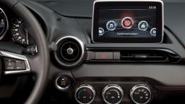 Mazda MX-5 IV (2015) - ekran systemu multimedialnego
