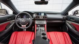 Lexus RC F (2015) - pełny panel przedni