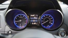 Subaru Legacy VI (2015) - zestaw wskaźników