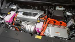 Lexus NX 300h (2014) - silnik
