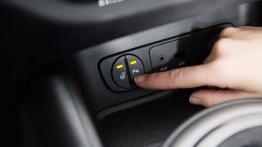 Kia Sportage III Facelifting (2014) - przyciski na konsoli środkowej