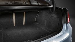 BMW serii 3 ActiveHybrid - bagażnik