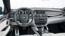 BMW X5 M - pełny panel przedni
