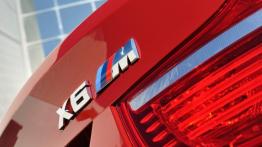 BMW X6 M - emblemat