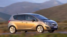 Opel Meriva 2010 - prawy bok