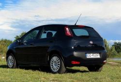 Fiat Punto Punto Evo Hatchback 5d  1.3 16v Multijet 75KM 55kW 2010 - Oceń swoje auto