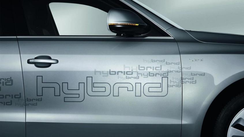 Audi Q5 I SUV 2.0 TFSI hybrid 211KM 155kW 2011-2012